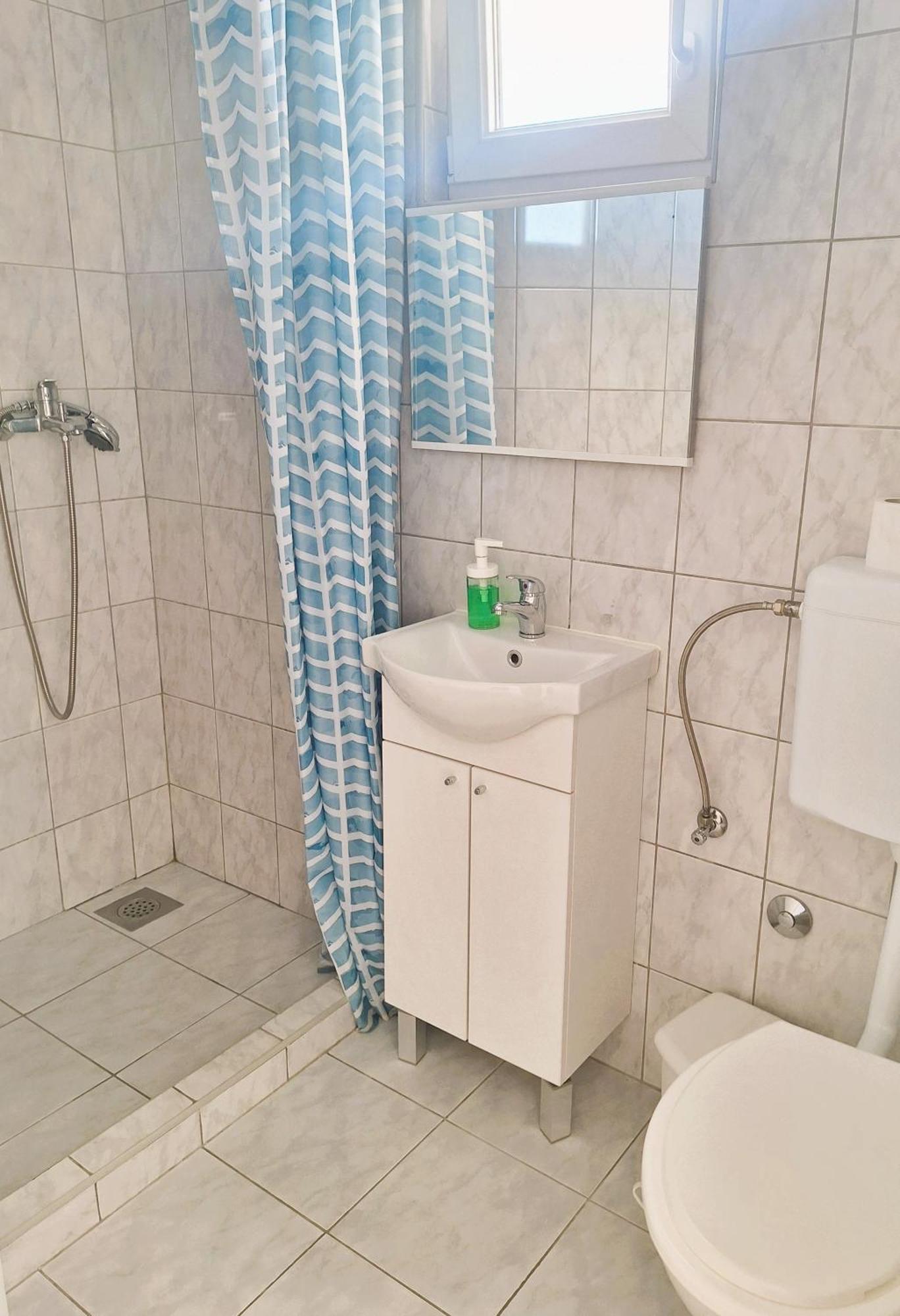 Apartmani Stine Donji Okrug  Eksteriør billede