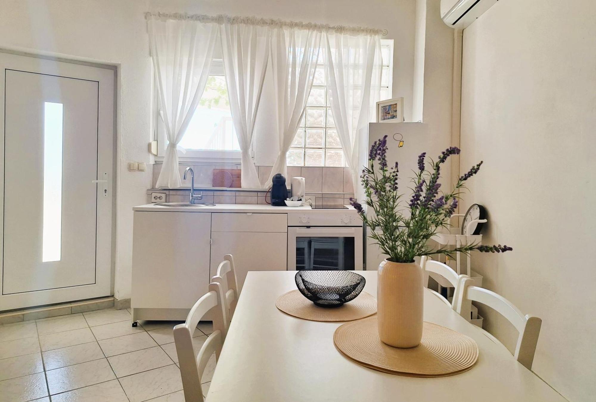 Apartmani Stine Donji Okrug  Eksteriør billede