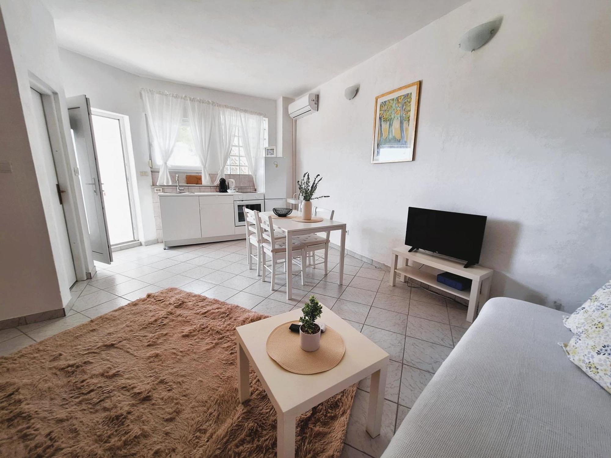Apartmani Stine Donji Okrug  Eksteriør billede